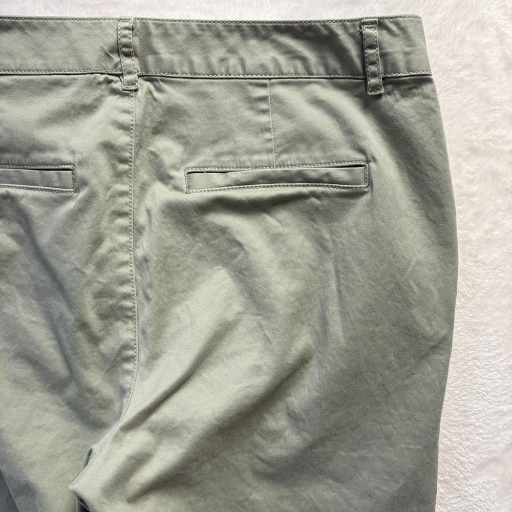 LL Bean Pants Women Sz 8 Reg Olive Green Cotton Casual Chino Classic Preppy - Picture 8 of 11